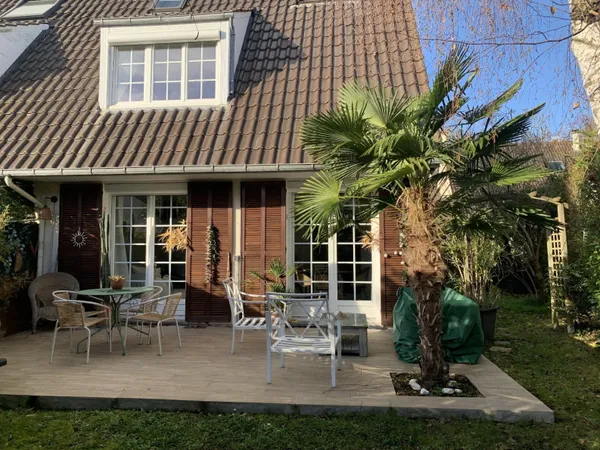 Maison 6 pièces 123 m² 
