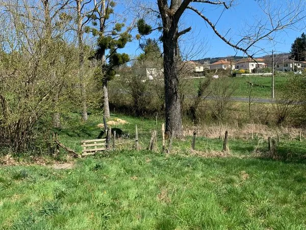 Terrain plat constructible 