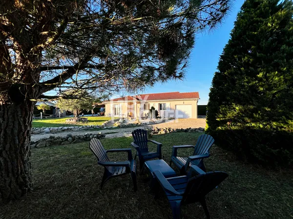 Maison à vendre à Feurs - Référence 6388 