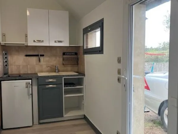 Studio de 16m2 à louer sur St Just 