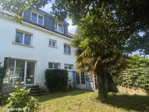 Maison 8 pièces 168 m² 
