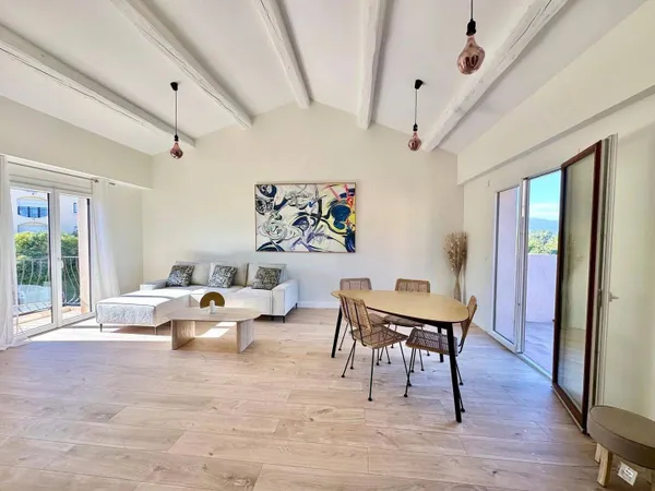 Appartement 4 pièces 80 m² 