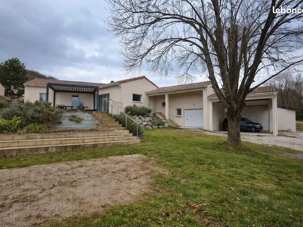 Maison individuelle récente - Saint Georges les bains 