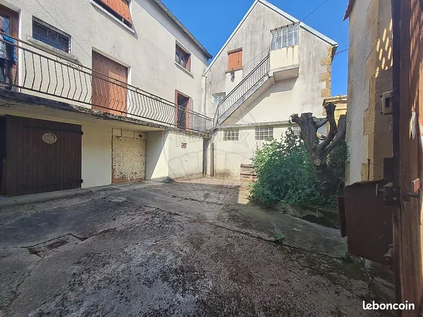 Maison de ville 9 pièces 218 m² 