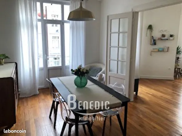 Appartement 3 pièces 80 m² 