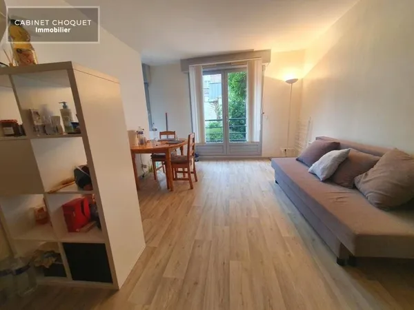 Studio 1 pièce 31 m² 