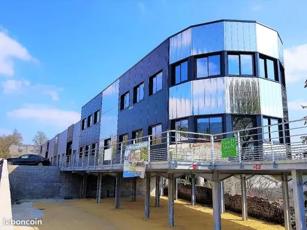 Local d'activité 500 m² 
