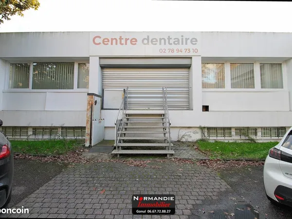 Local 548 m² Petit-Couronne 