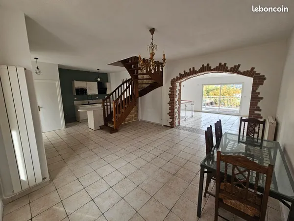 Maison rénovée 5 pièces 122m² 