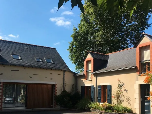 Particulier propose a montreuil-juigne location pour etudiants(es) de deux chambres meublees 