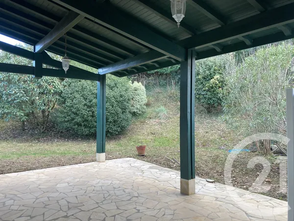 Maison 5 pièces 136 m² 