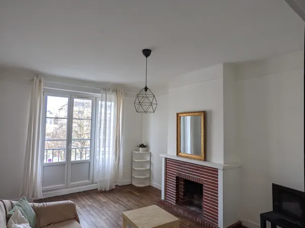 Loue appartement meublé 