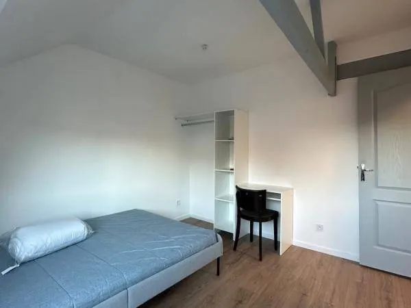 Studio 1 pièce 9 m² 