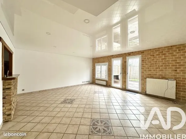 Maison 6 pièces 108 m² 