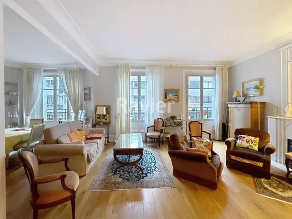 Appartement 4 pièces 128 m² 