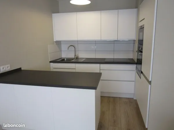 Loue T2+PARKING, RIHOUR, 14 décembre 