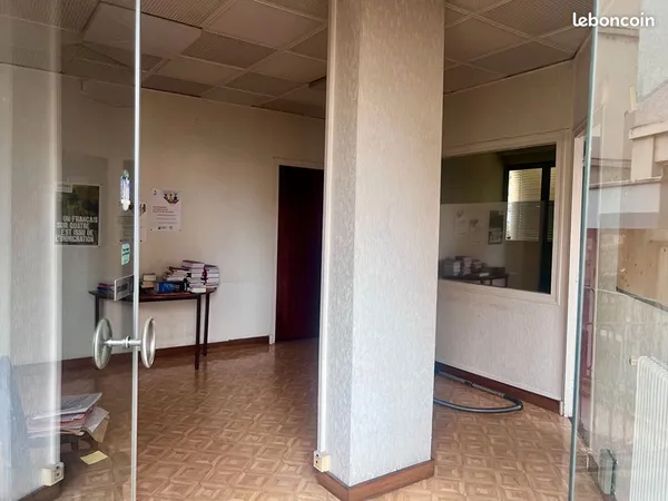 Local 100 m² NEVERS 