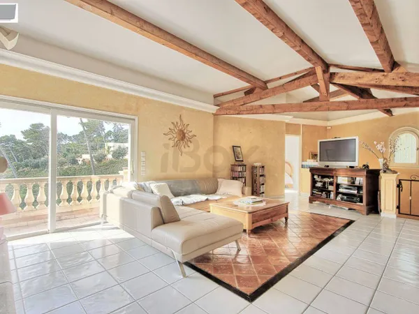 Maison 8 pièces 350 m² 
