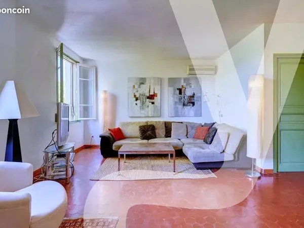 Appartement 3 pièces 79 m² 
