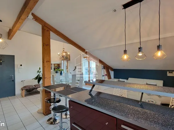 Duplex 5 pièces 84 m² 
