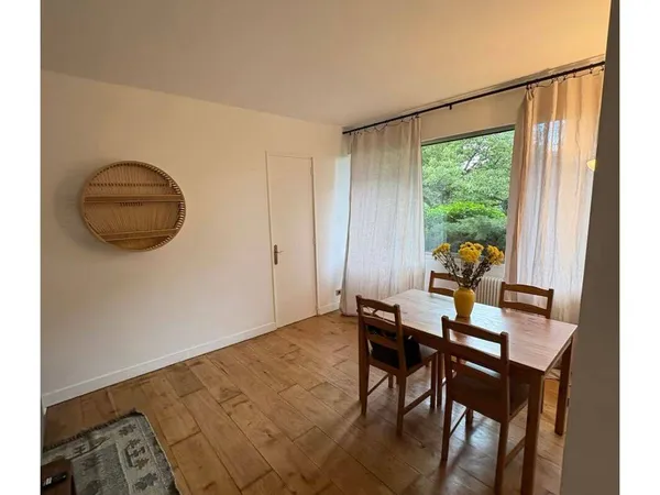 Appartement 1 pièce 63 m² 
