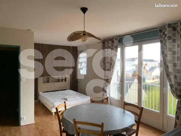 Studio 1 pièce 34 m² 