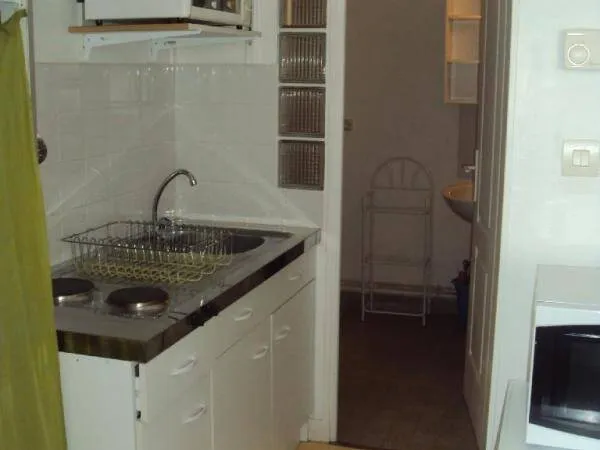 Studio 1 pièce 27 m² 