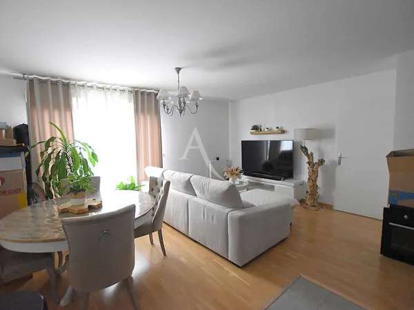 Appartement 3 pièces 61 m² 