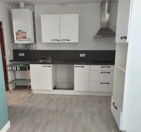 Appartement 3 chambres avec garage et jardin 