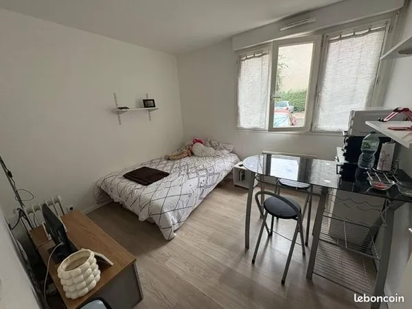 Appartement 1 pièce 17 m² 