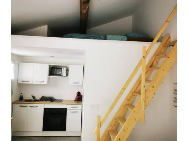 Studio 21m2 court séjour 