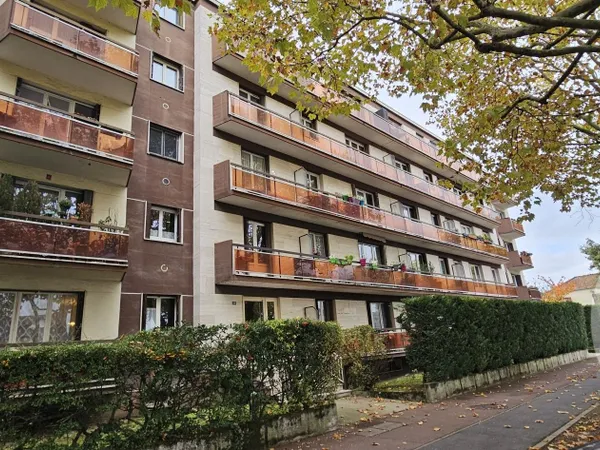 Studio 1 pièce 18 m² 