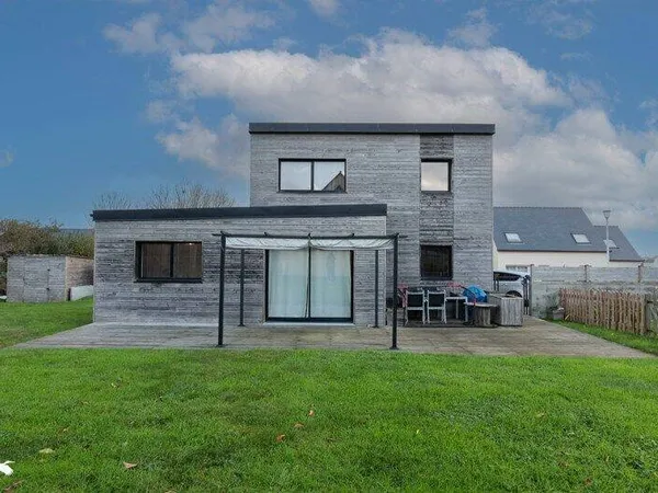 Maison de plain-pied 6 pièces 109 m² 