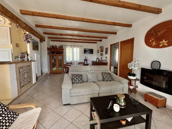 Vends maison sur Gareoult 