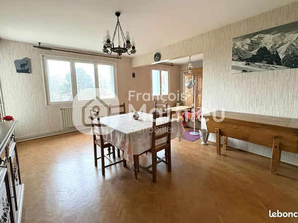 Appartement 4 pièces 84 m² 