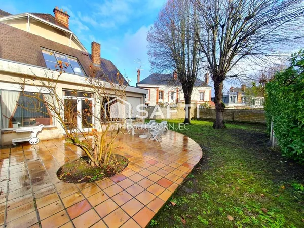 Maison 9 pièces 200 m² 