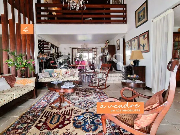 Villa 6 pièces 220 m² 