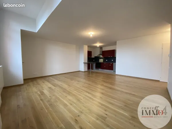 Appartement 3 pièces 83 m² 