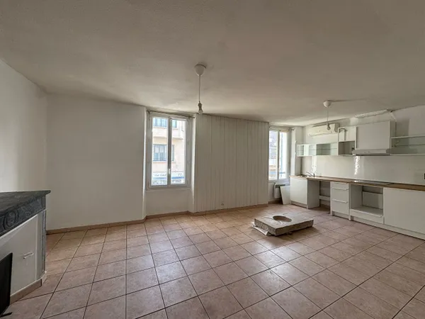 Marignane centre ville appartement de 40.48 m2 avenue Jean Mermoz 