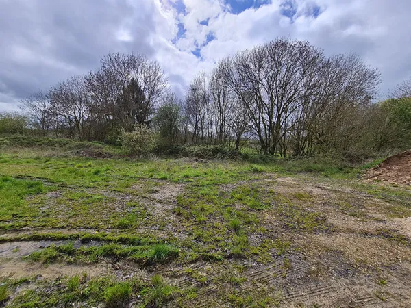 A VENDRE TERRAIN 3236M² 