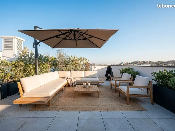 Appartement Rueil-Malmaison - Dernier étage avec terrasses et vues panoramiques 