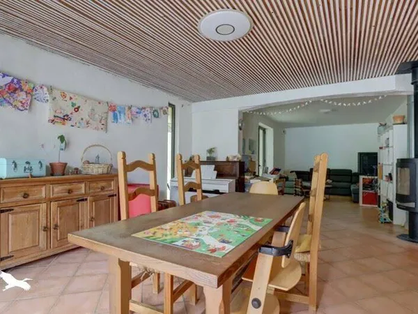 Maison 5 pièces 166 m² 