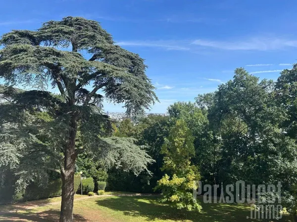Appartement 4 pièces 82 m² 