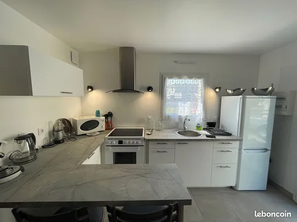 Studio 1 pièce 22 m² 