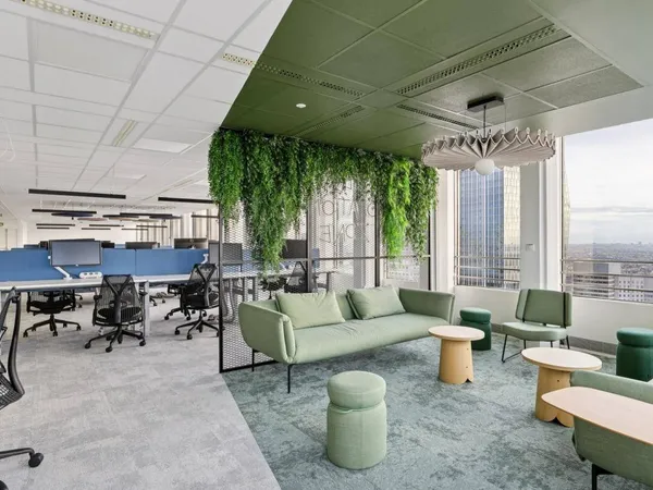 Bureaux 1105 m² 
