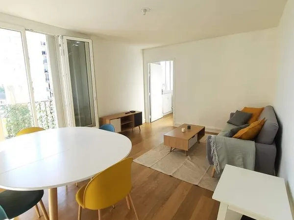 Appartement 4 pièces 82 m² 