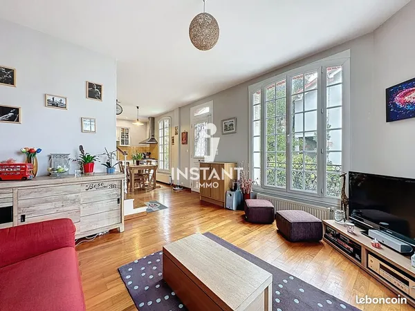 Propriété 4 pièces 90 m² 