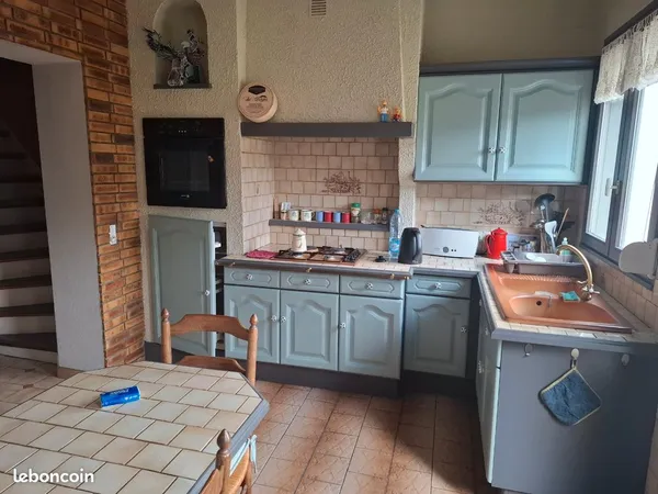 Maison mitoyenne F3 meublée 