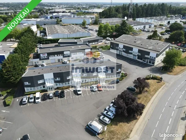 Local d'activité 197 m² 