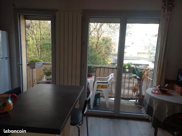 Studio cauderan 27 m2 meublé 